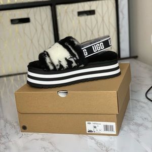 Ugg Disco Flatform Sandal